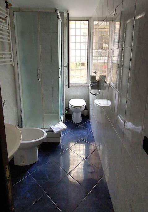 Gemelli Holidays -2 Easy Lofts, Groundfloor With Courtyard, Mezzanine Bedroom, Baby & Pet Friendly, Near Monte Mario Station Connecting To Center In 20 Minutes, 2 Steps From Bus, Groceries, Restaurants, Park, Cycle Path - Warm Guest Care In 4 Languag Exterior foto